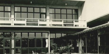 3. OAG-Haus Akasaka (1956–1978) – Gartenansicht | 3. OAG-Haus Akasaka (1956–1978) - Gartenansicht 3. OAG-Haus Akasaka (1956–1978) – Gartenansicht | 3. OAG-Haus Akasaka (1956–1978) - Gartenansicht