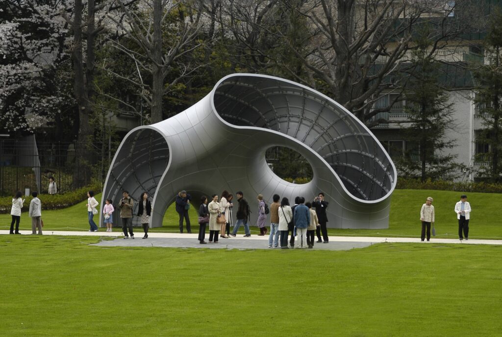 „Kunst am Bau in Tokyo II – Das neue ‘Kulturelle Dreieck’ in Roppongi.“ {18.7.2026}