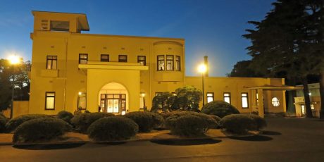 Teien Kunstmuseum (庭園美術館) Teien Kunstmuseum (庭園美術館)
