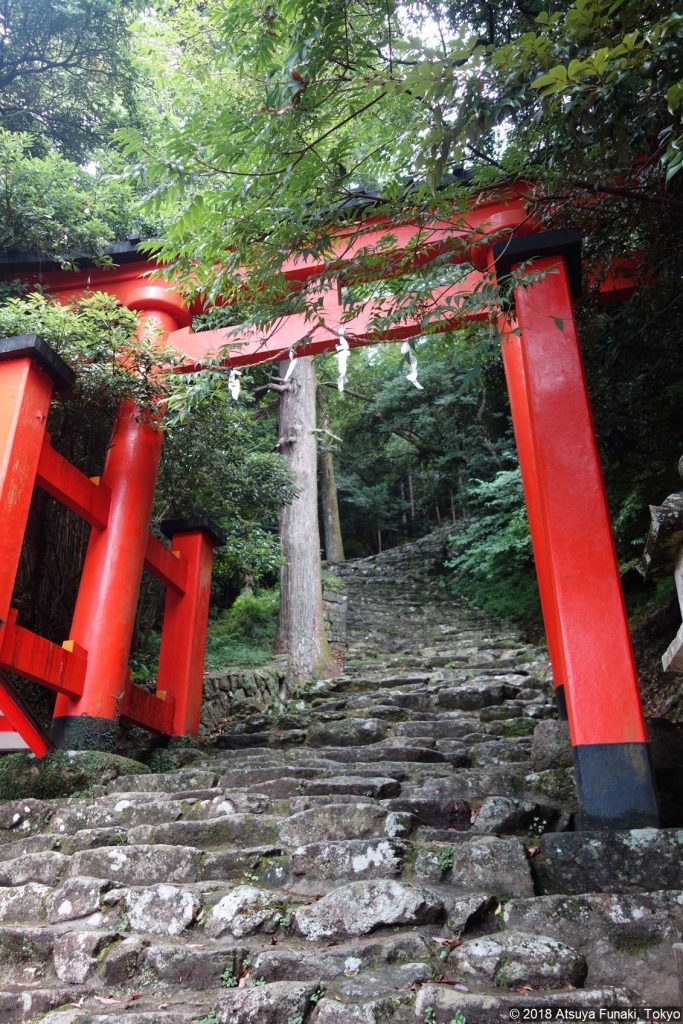 Kamikura Jinja (神倉神社)