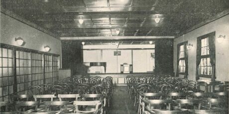 Festsaal im OAG-Haus in Hirakawachō 2-7-4, in den Jahren 1913-1945 Festsaal im OAG-Haus in Hirakawachō 2-7-4, in den Jahren 1913-1945
