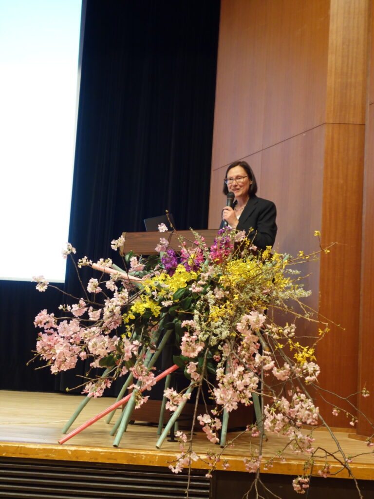 Rede der OAG-Vorsitzenden Karin Yamaguchi