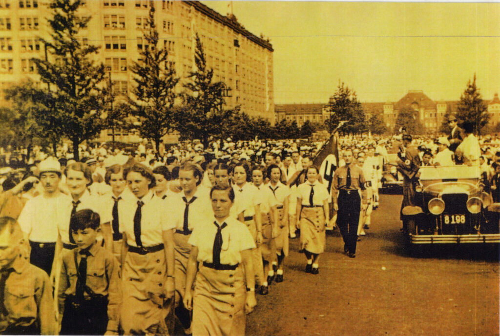 Veranstaltung der NSDAP-AO in Tokyo (HJ-Umzug, 1938)