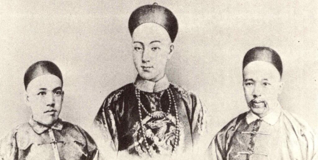 Liang Qichao, Kaiser Guangxu, Kang Youwei bearbeitet