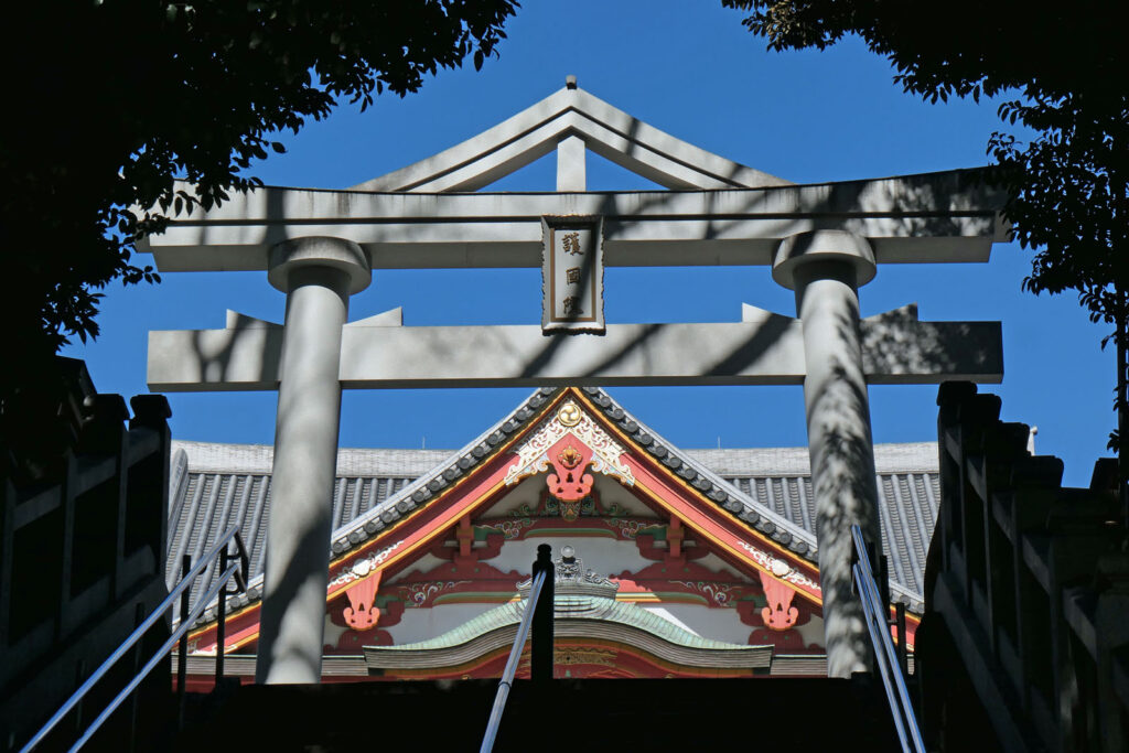 Ryūsen-ji, Meguro Fudōson | Torii vor dem Daihondō des Ryūsen-ji